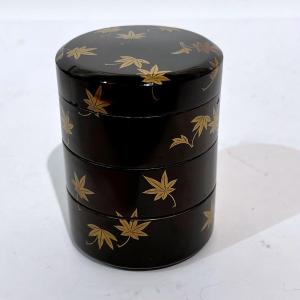 Jukogo Japanese Momiji Lacquer Tiered Incense Box - Japan