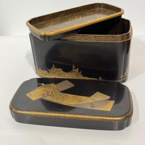 Japanese Lacquered Box And Its Tray Edo - Japan