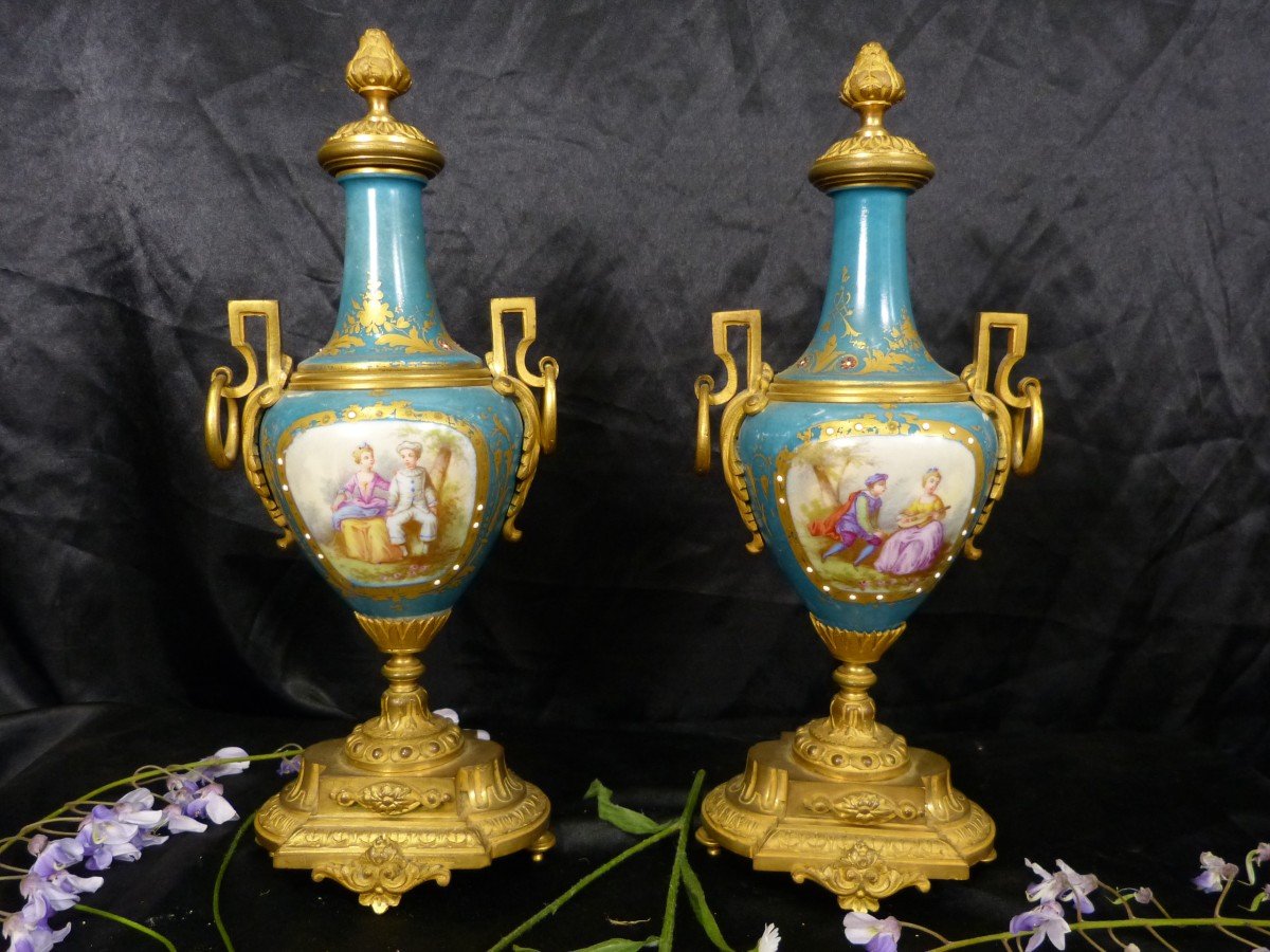 Sèvres Pair Of Cassolettes In Porcelain And Gilt Bronze Napoleon III-photo-2