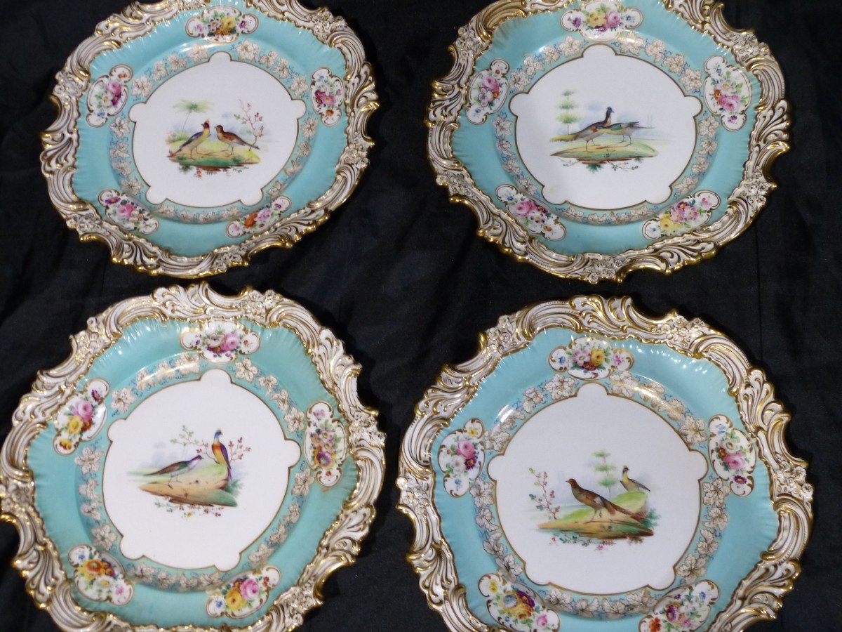 Service En Porcelaine Paris Sèvres 12 Assiettes Et Serviteur Décor Oiseaux Bleu Et Doré-photo-4