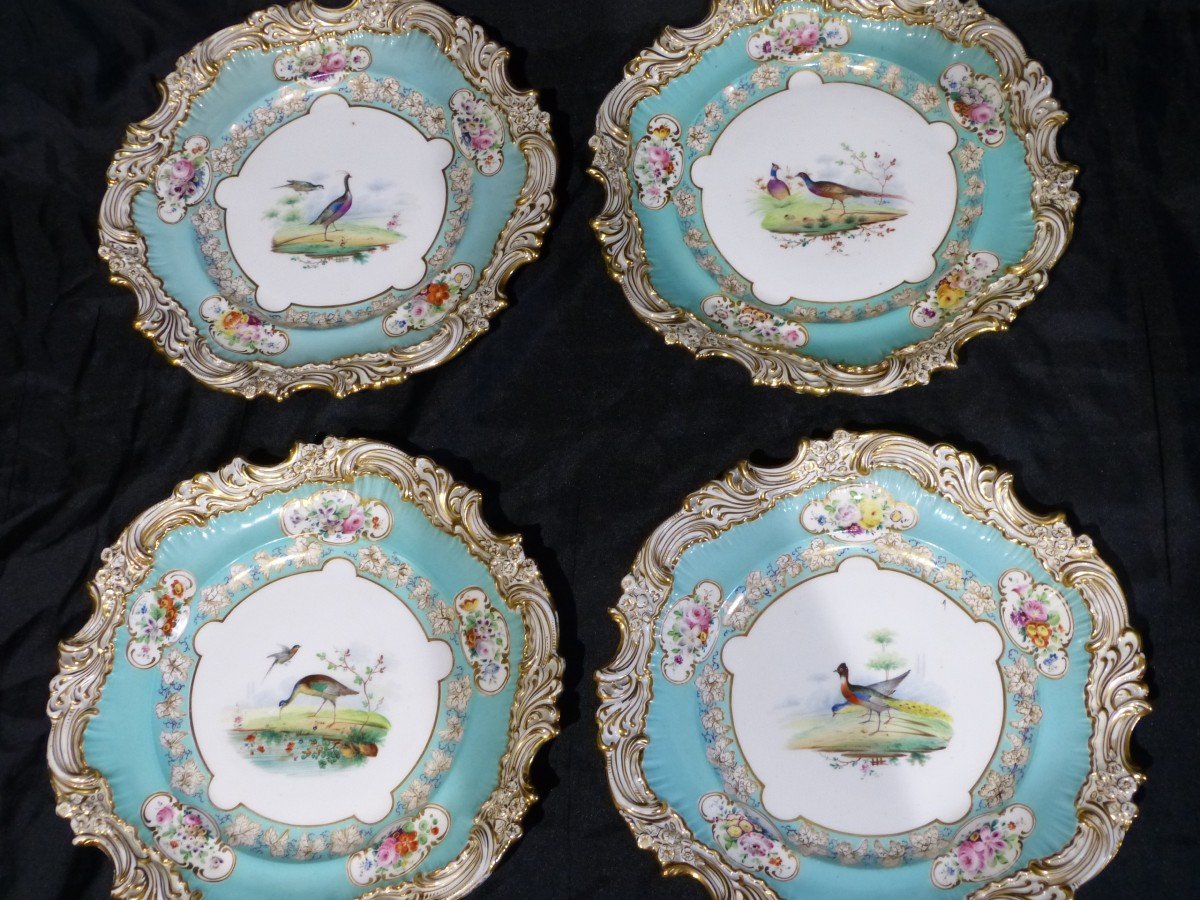 Service En Porcelaine Paris Sèvres 12 Assiettes Et Serviteur Décor Oiseaux Bleu Et Doré-photo-1