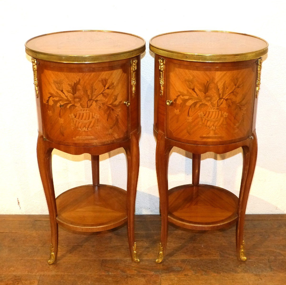 Pair Of Drum Bedside Tables In Rosewood Marquetry Napoleon III Gilded Bronzes Flower Decor