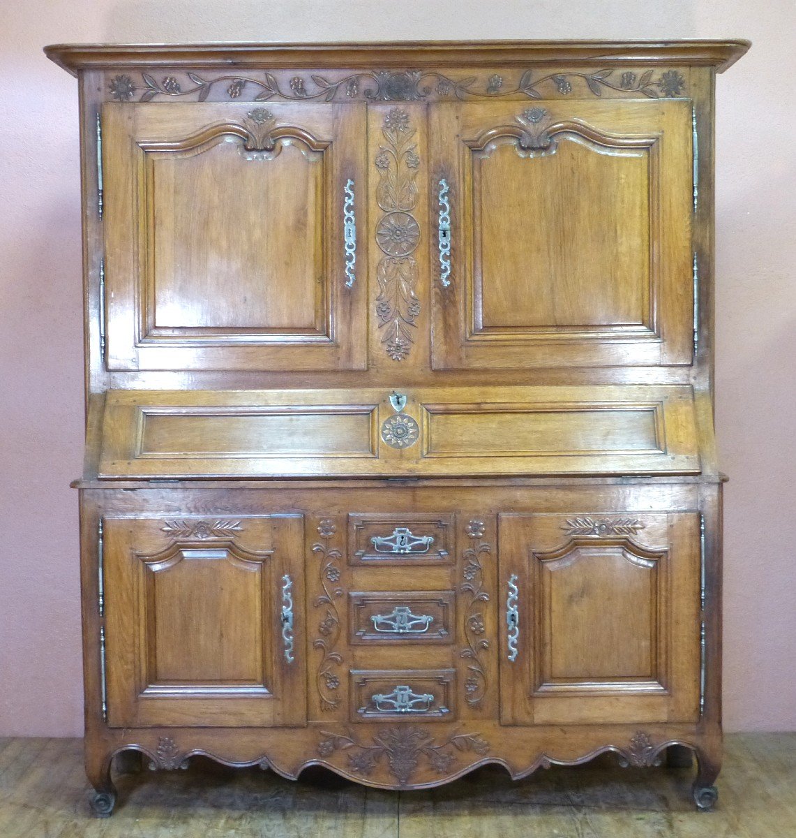 Buffet Louis XV à Abattant Incliné Lorrain En Chêne Début XIXème Fleuri Région De Nancy