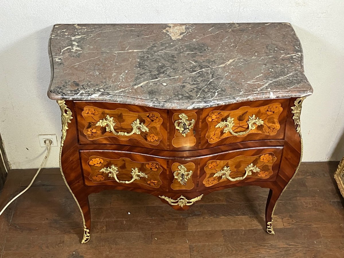 Petite Commode Sauteuse Galbée D’époque Louis XV Fleurie Est Cour De Stanislas Luneville -photo-3