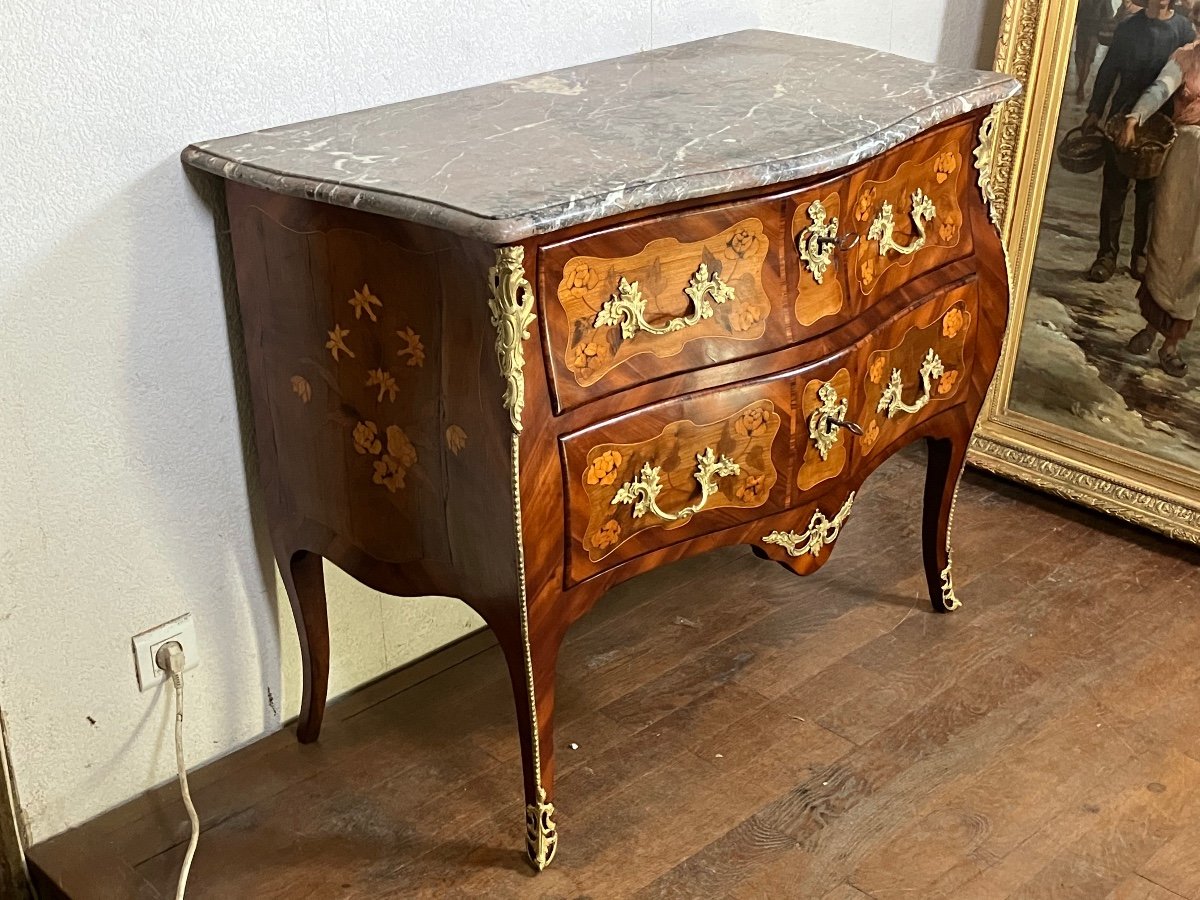 Petite Commode Sauteuse Galbée D’époque Louis XV Fleurie Est Cour De Stanislas Luneville -photo-3