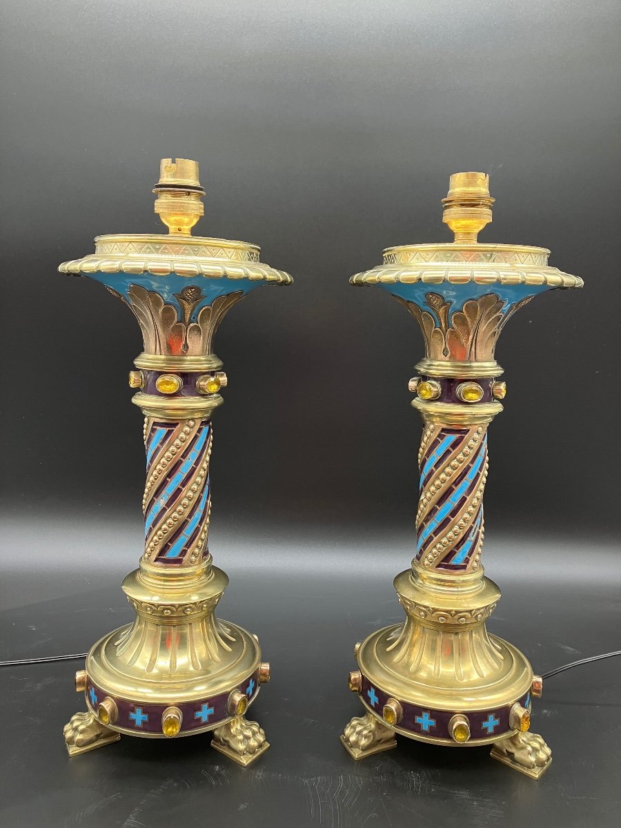 Pair Of Neo-gothic Lamps By Chertier Goldsmith In Paris Enamel Bronze And Cabochons -photo-3