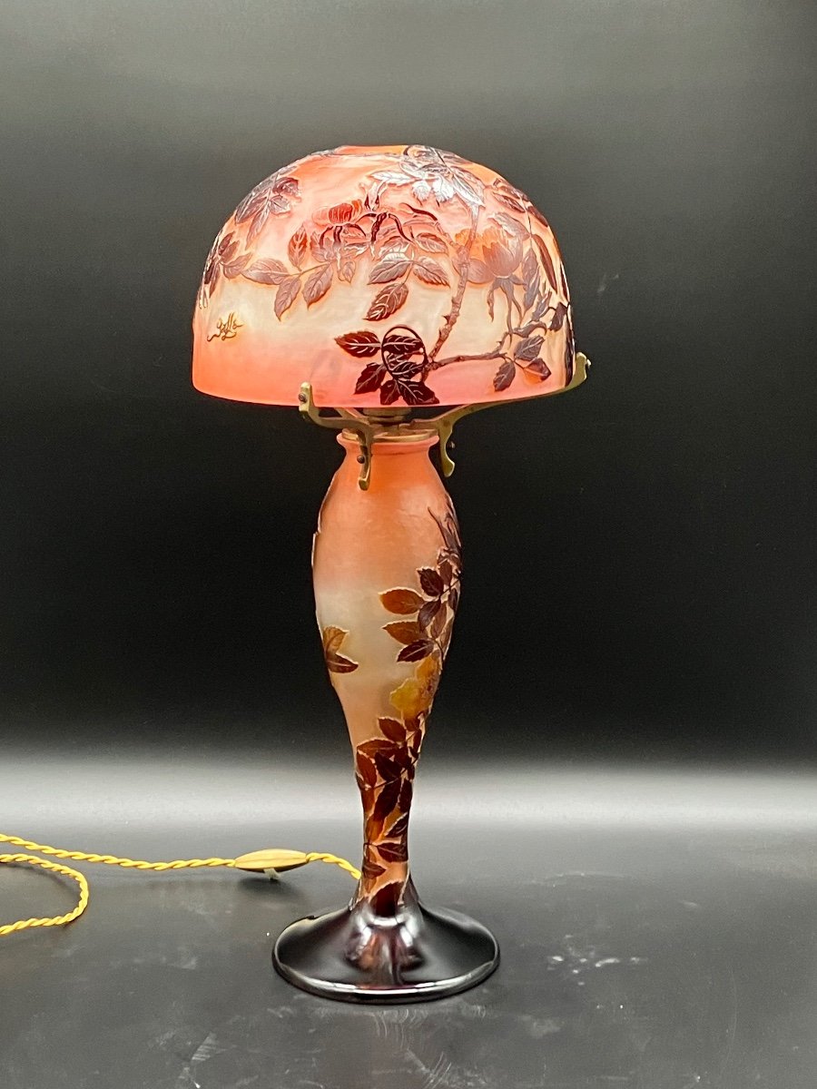 Émile Gallé Lampe Champignon Art Nouveau Vol De Papillons  Et Rosiers En Fleurs -photo-1