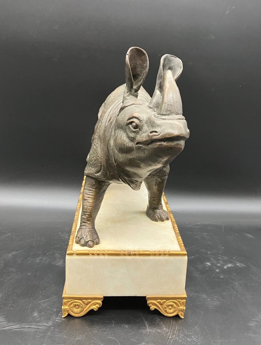 Bronze Rhinoceros On White Marble Base -photo-4