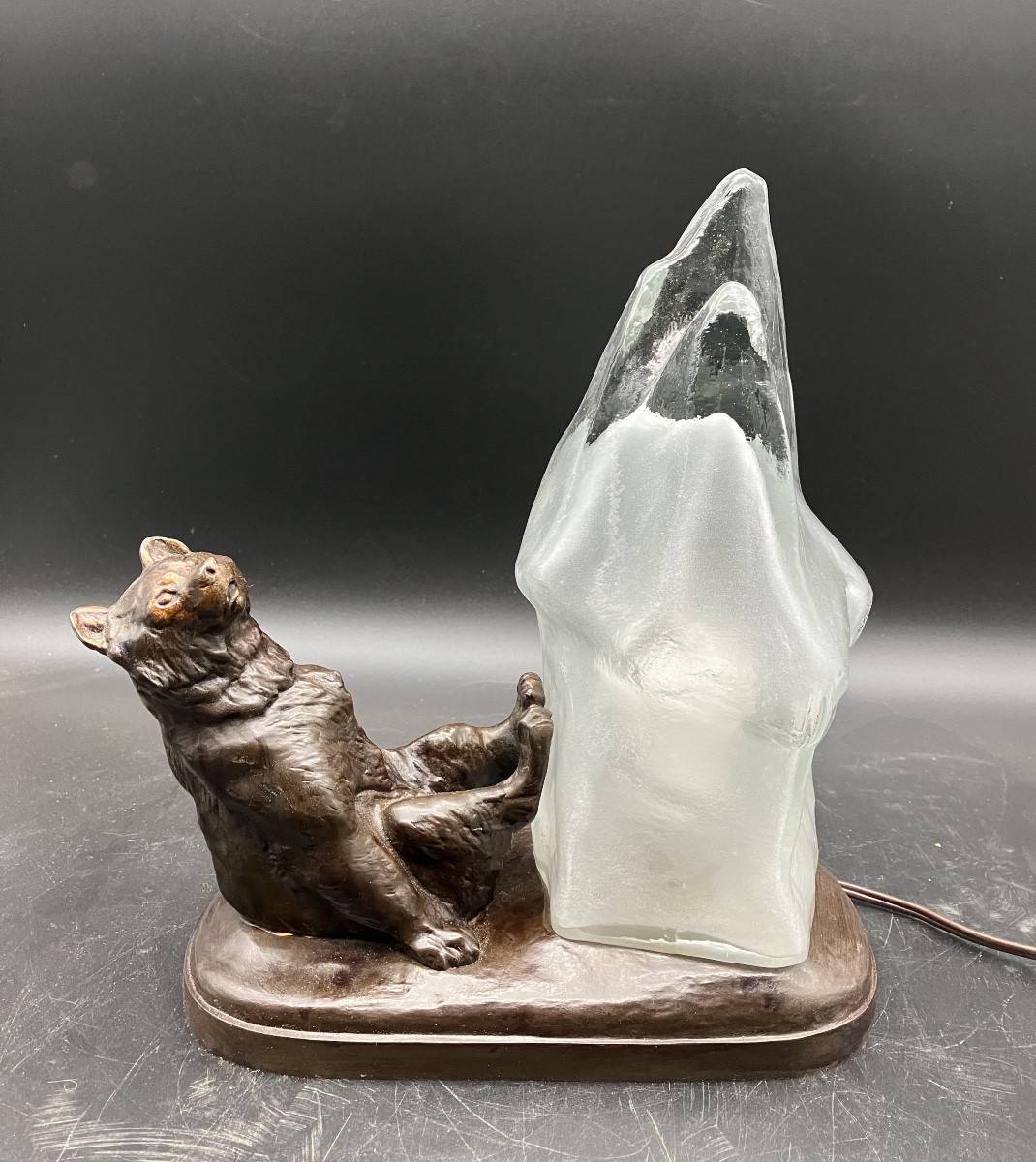 Thomas Cartier Art Deco Polar Bear Lamp In Patinated Spelter 