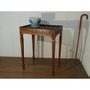 Small Louis XVI Period Console Table In Walnut