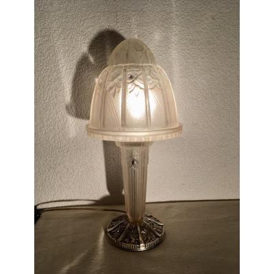 Hettier & Vincent, Art Deco Mushroom Lamp In Pressed Glass