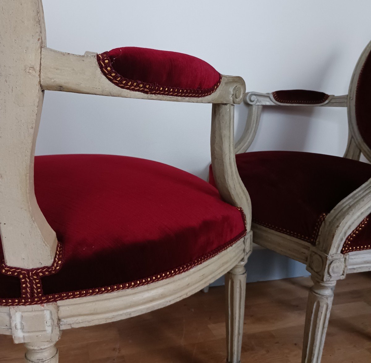 Claude Gorgu, Master In 1770 - Pair Of Cabriolet Armchairs - Restored - Mottled Velvet - Inventory Number-photo-5