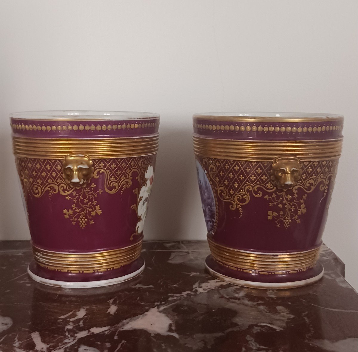Old Paris, Louis Philippe, Napoleon III Period - Large Pair Of Planters - Violet Background And Rich Decoration-photo-4