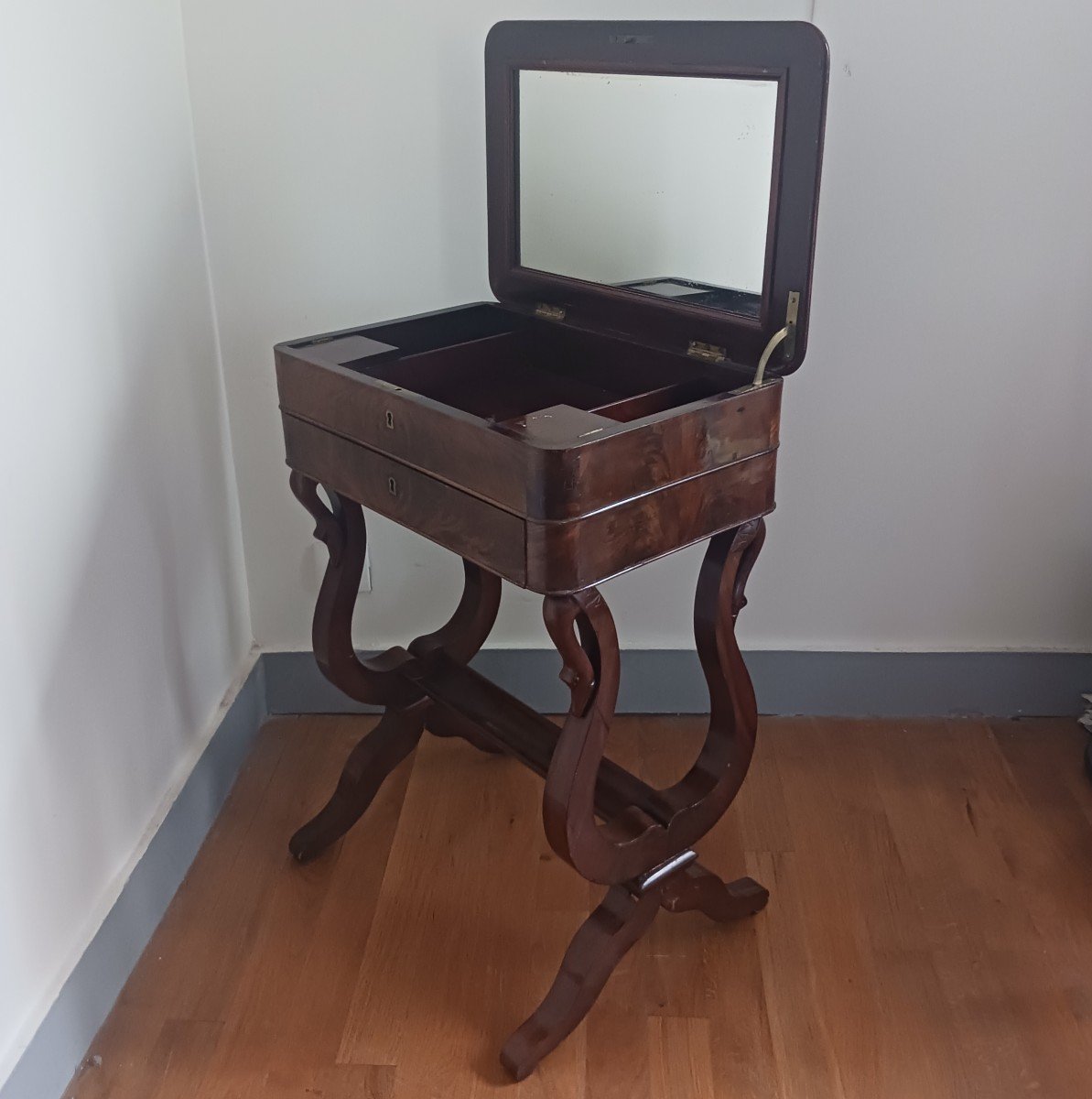 France, Louis-philippe Period - Small Mahogany Worker Or Dressing Table - Good Condition-photo-2