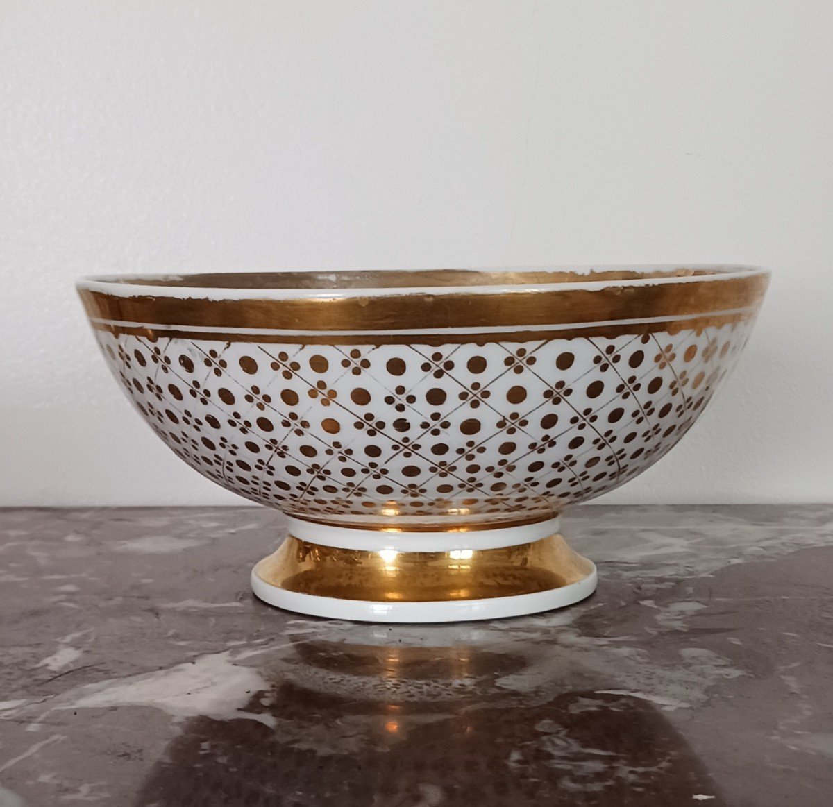 Paris, Empire Period, Restoration - Large Compotier, Bowl - Gilded Porcelain