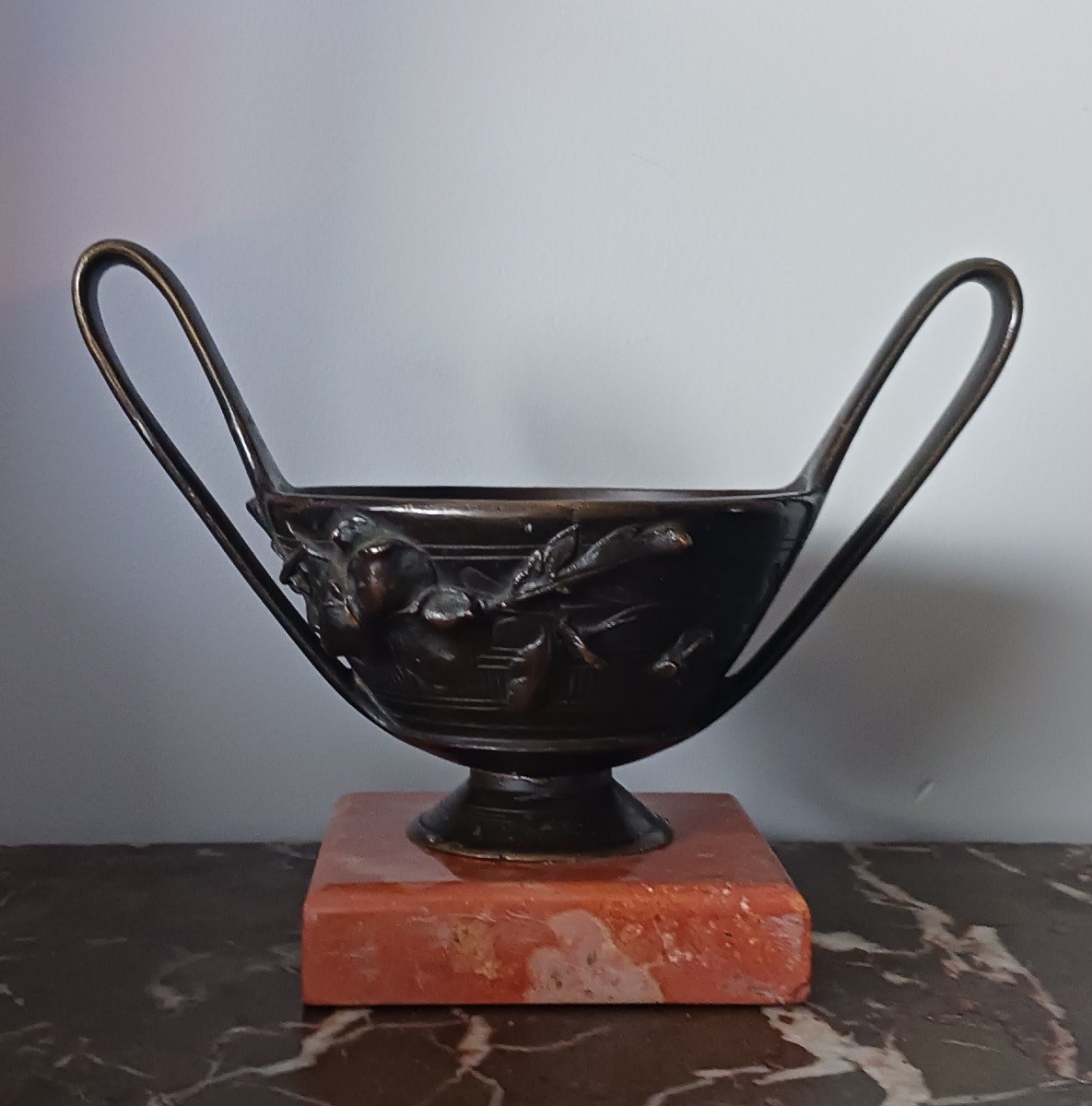 Perrot, Art Nouveau - Curious Little Canthara Or Bowl - Bronze With Medal Patina