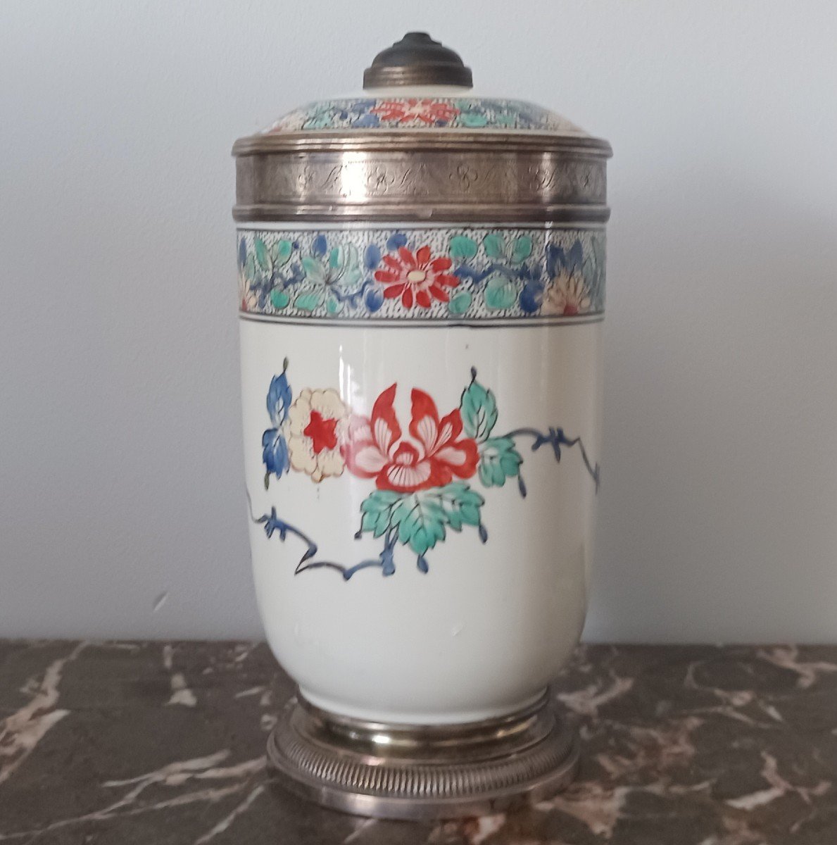 Samson Manufacture - Porcelain Tobacco Pot - Chantilly Kakiemon Decor