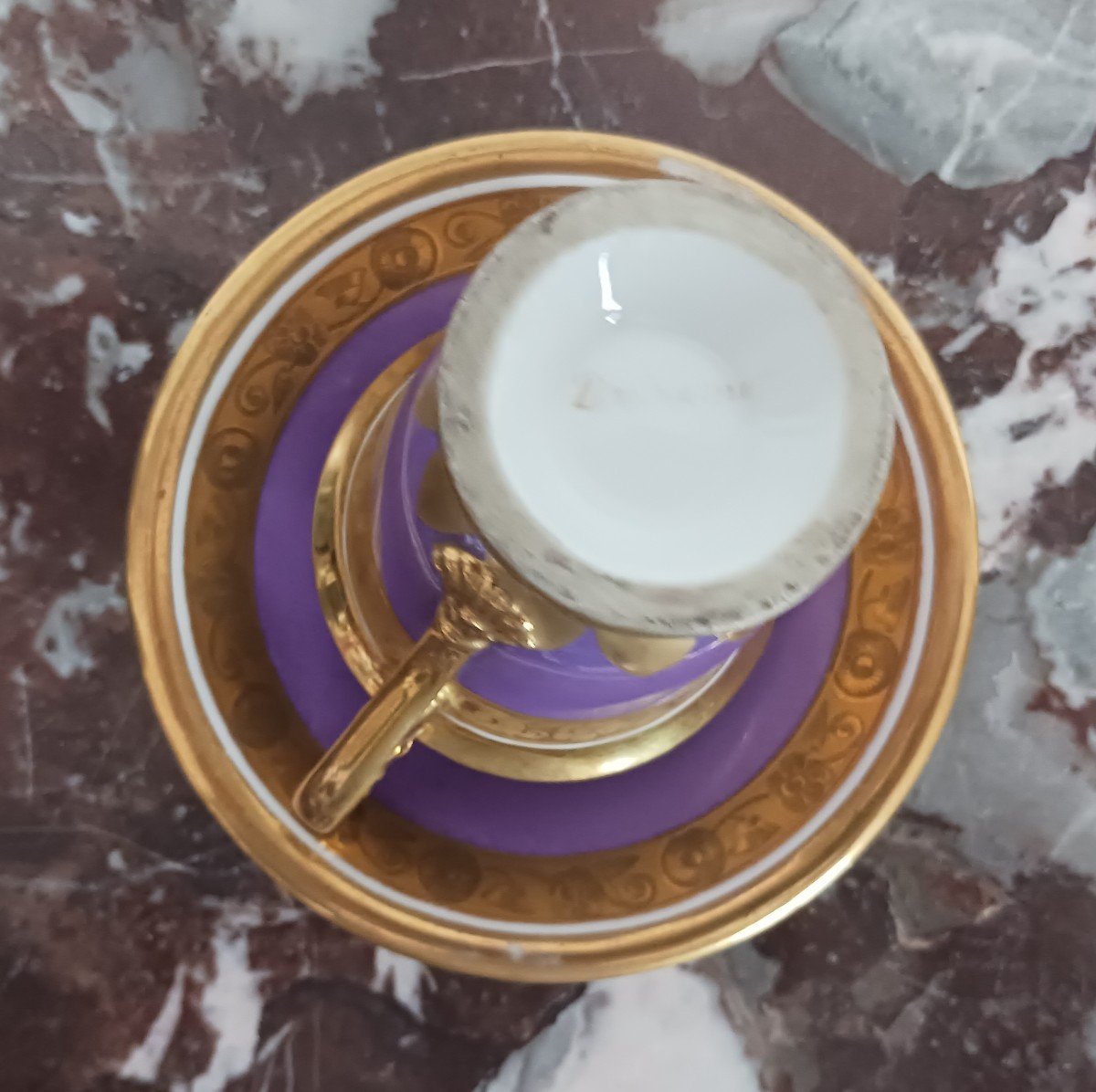 Duhamel - tasse et sa soucoupe en porcelaine, fond violine - époque Empire, Restauration-photo-1