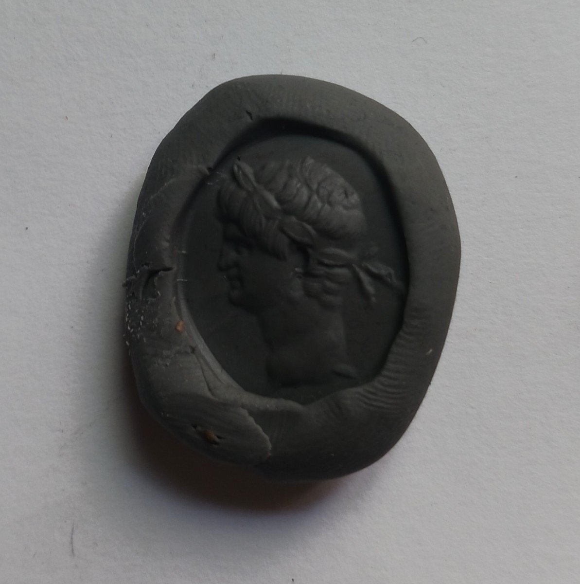 Italian Work - Intaglio In Zoned Agate - Antique Portrait Of A Laurelled Emperor-photo-3