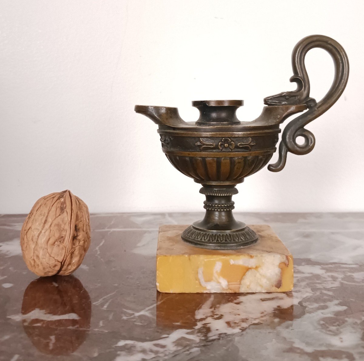 Souvenir Of The Grand Tour, Early 19th Century - Oil Lamp, Antique Inkwell - Sienna Marble