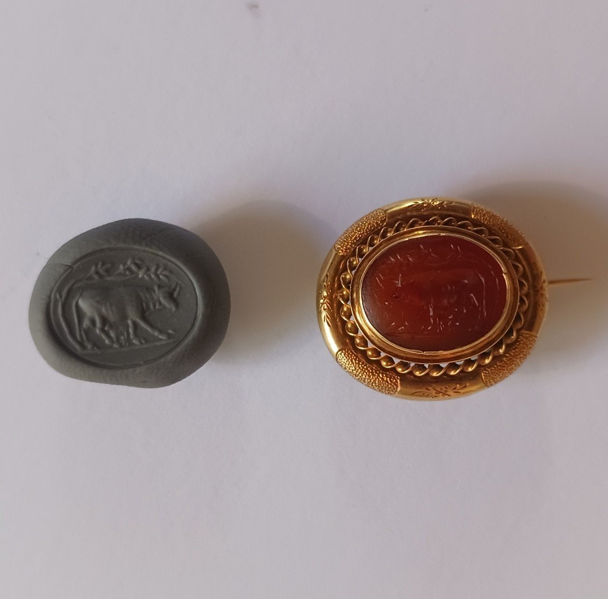 Ancient Rome, Circa 1st Century - Carnelian Intaglio - 19th Century Gold Brooch Setting