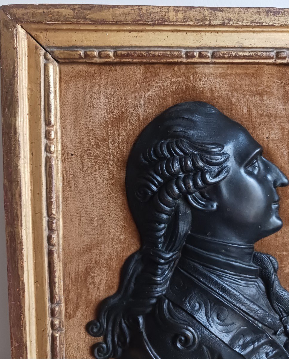 Duvivier, In The Style - Large Bronze Profile Of A Young Louis XVI - Gilded Wooden Frame-photo-5