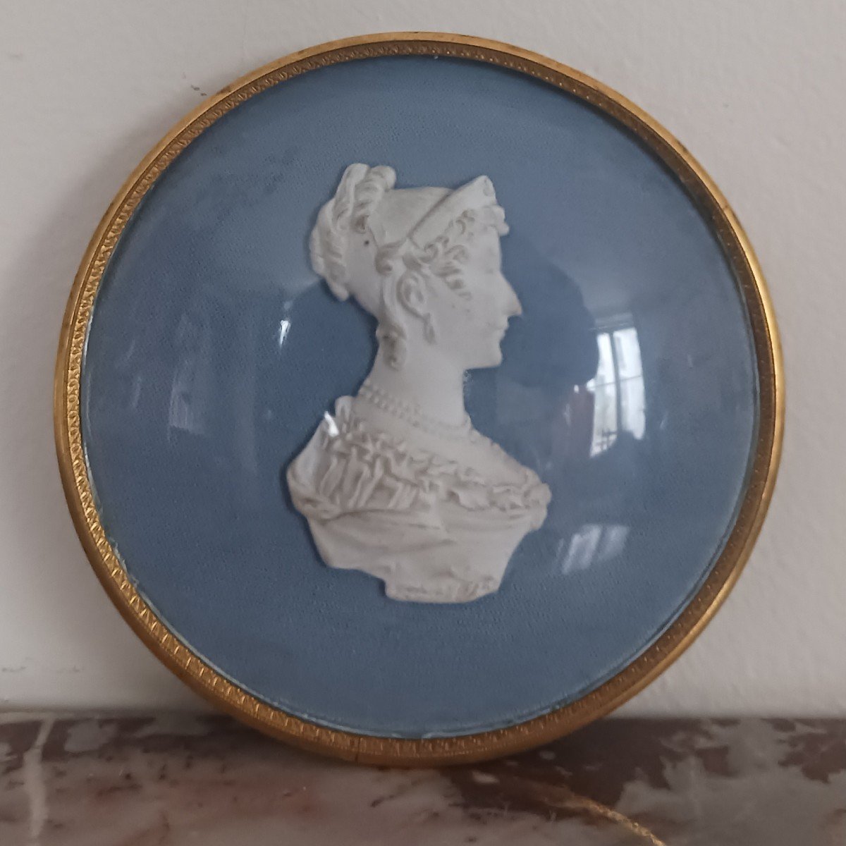 Manufacture Royale de Sèvres - profil en camée de la duchesse d'Angoulême circa 1820-photo-2