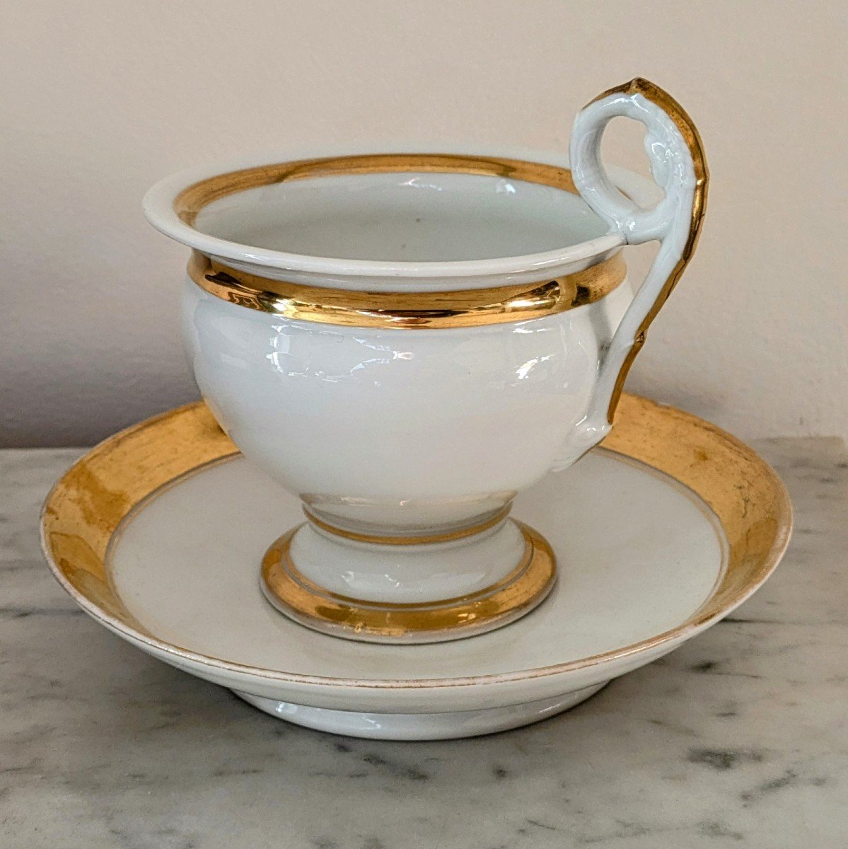 Tasse à chocolat et sa soucoupe en porcelaine - début du XIXe siècle -photo-4