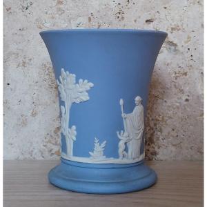 Manufacture Wedgewood - vase cornet ou jasmin - biscuit jasperware néoclassique signé