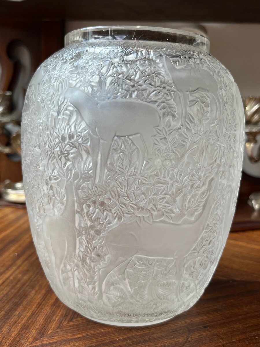 Vase Biche Lalique France  Verre Blanc Moulé-photo-4