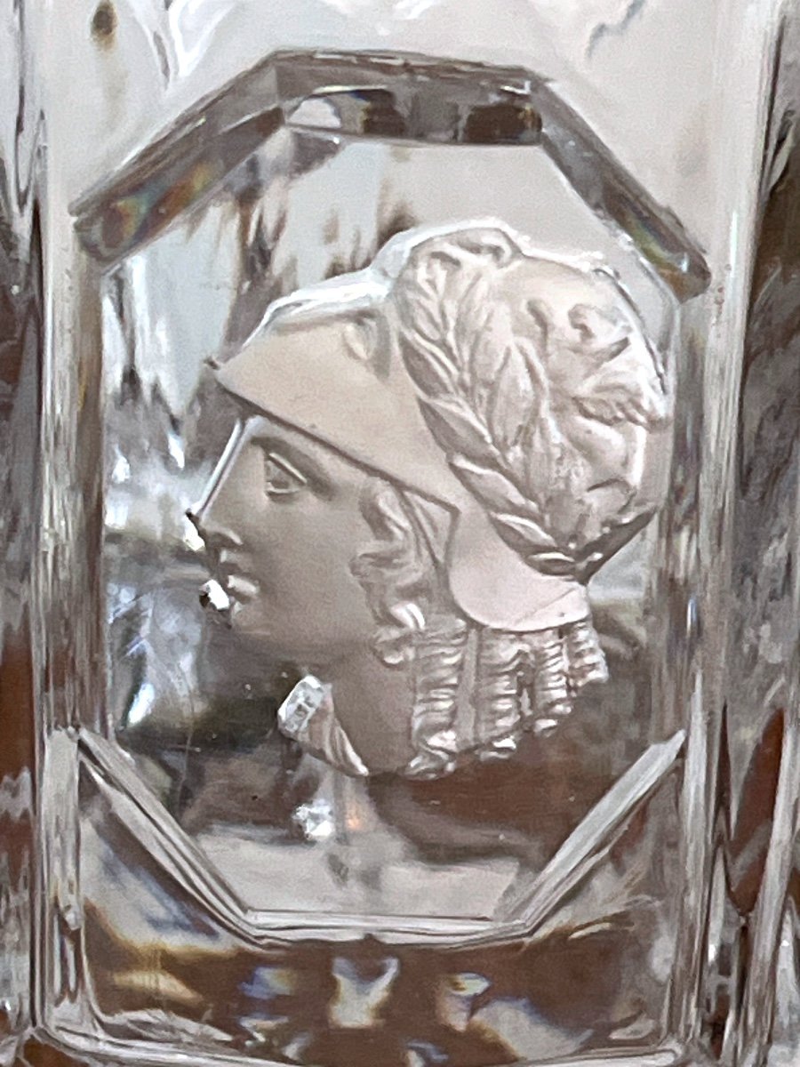 Molded Crystal Goblet Decorated With A Crystal-ceramic Of The Profile Of Minerva Empire-photo-2