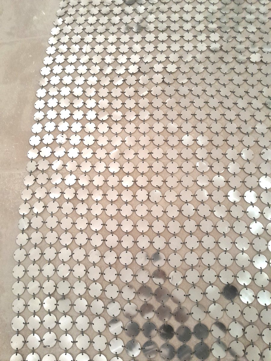 Paco Rabanne: Pair Of Space Curtains Made Of Plasticized Aluminum Discs.-photo-3