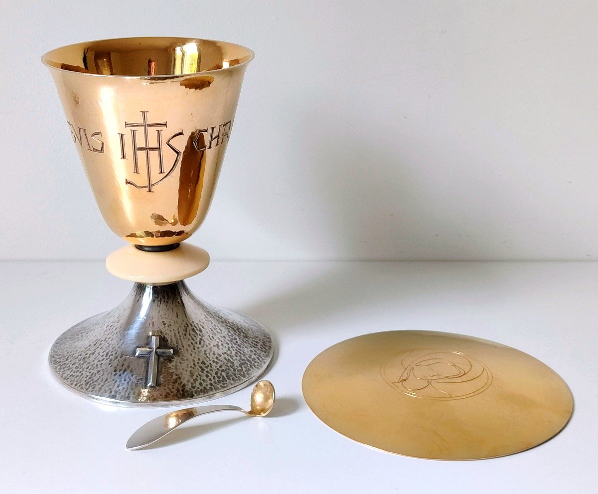 Sterling Silver Hand Hammered Chalice With Paten -photo-3