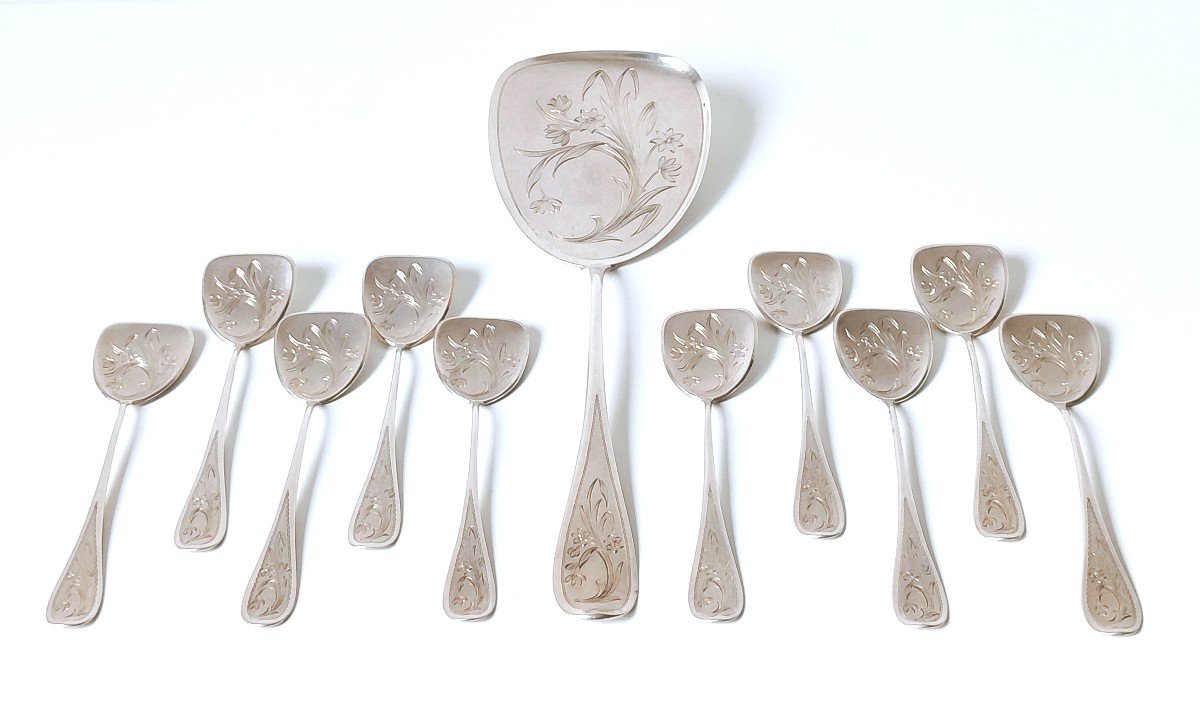 Ten Ice Cream Spoons With Ice Cream Server In Solid Silver 