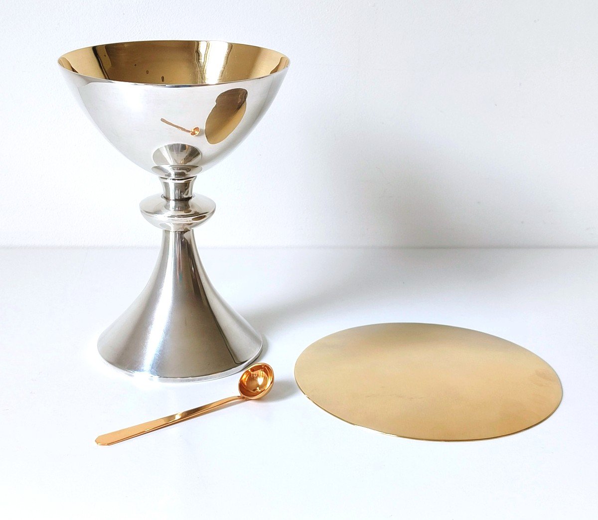 Chalice With Its Paten And Spoon In Solid Silver -photo-2