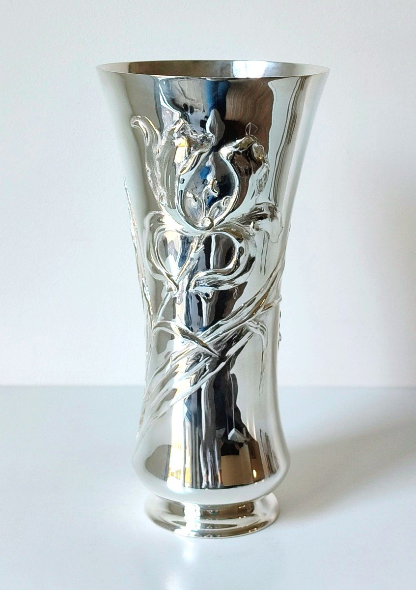 Art Nouveau Vase In Solid Silver Philippe Wolfers 