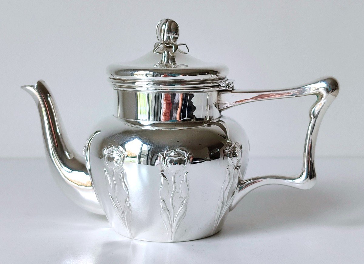 Art Nouveau Small Teapot In Solid Silver 