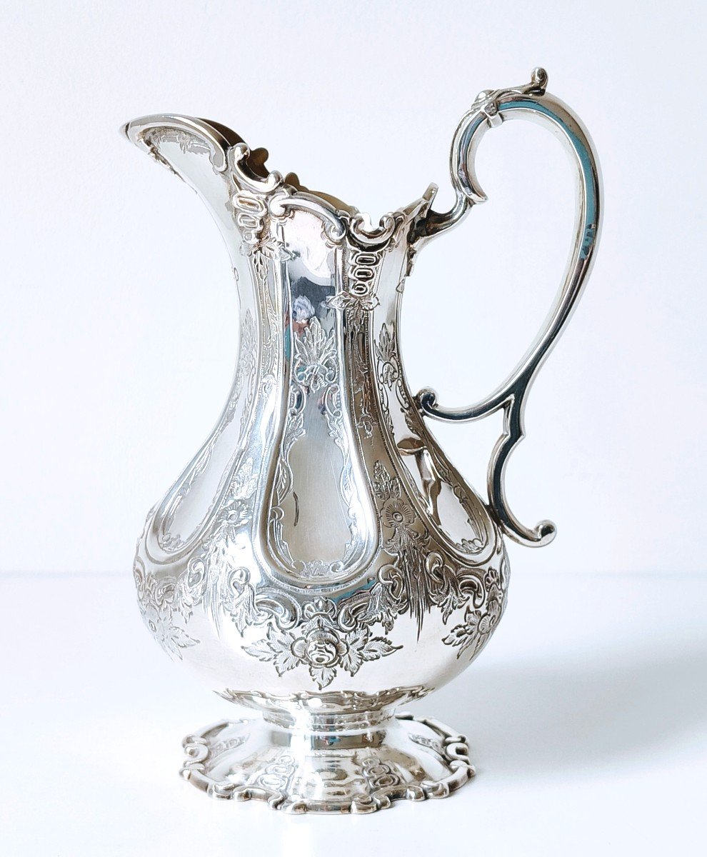 A Pair Of Martin Hall & Co Solid Silver Jugs-photo-4