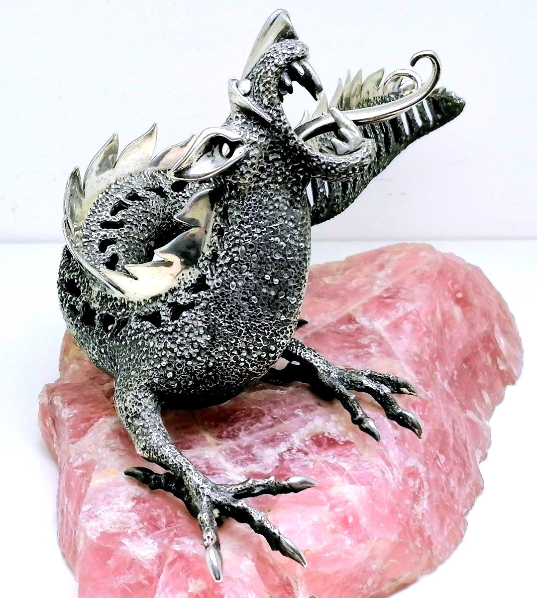 Dragon en argent massif sur un socle en quartz rose-photo-4