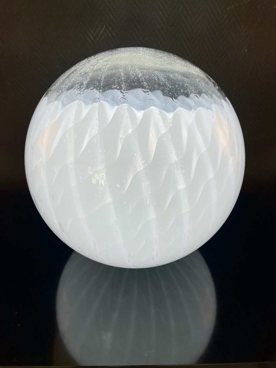 Lampe Sphère En Verre Soufflé De Murano Par Mazzega 