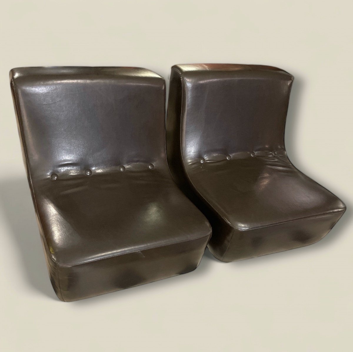 Vintage Modular Pair Of Leather Armchairs / Fireside Chairs - Italy 1970s-photo-2