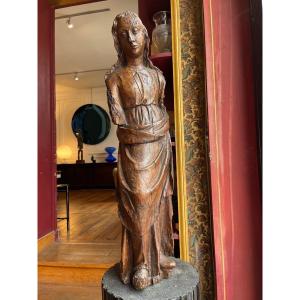 Grande Statue en bois représentant une Sainte d'époque Renaissance - 16e siècle