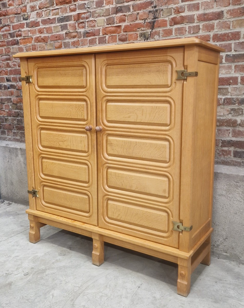 Vintage Brutalist Sideboard In Light Oak, Guillerme Et Chambron-photo-2