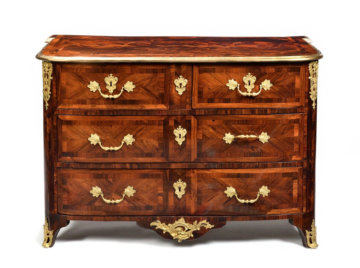 Commode d'époque Louis XIV à Ressaut En Bois De Palissandre