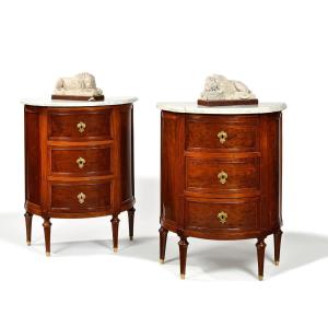 Paire De Commodes Demi-lune En Acajou Et Placage D’acajou Estampillée F.schey.