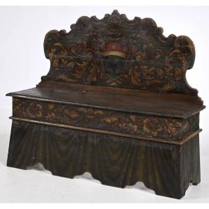 Italian Wooden Chest Bench, Patinated And Painted, Decorated With A Coat Of Arms, 18th Century