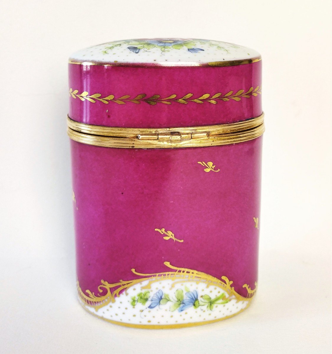 Hand Painted Porcelain Box Or Case-photo-3