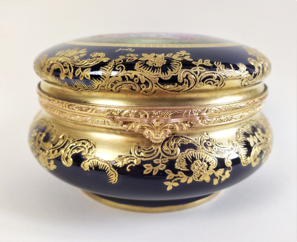 Hand Painted Jewelry Box Limoges Porcelain 19th Century -photo-3