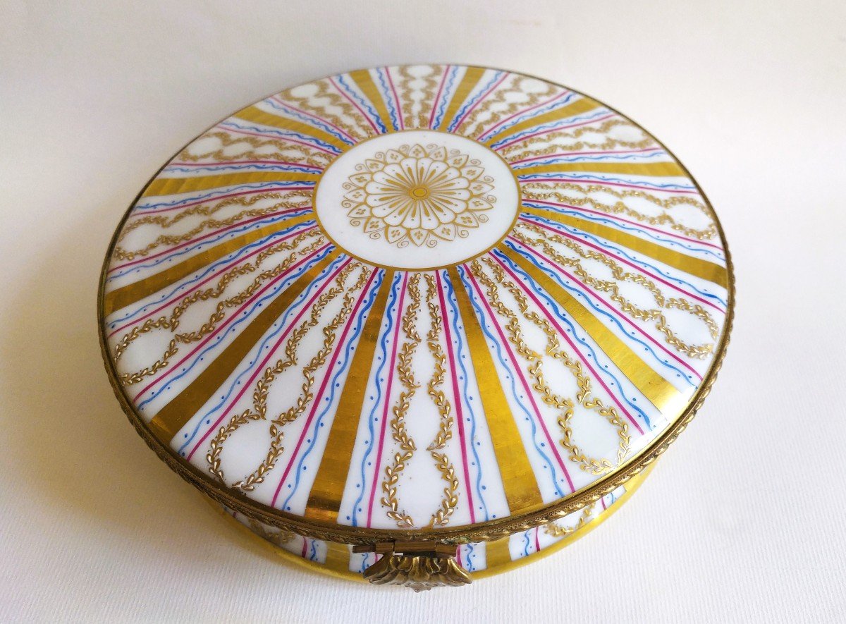 Le Tallec Large Hand Painted Porcelain Jewelry Box-photo-1