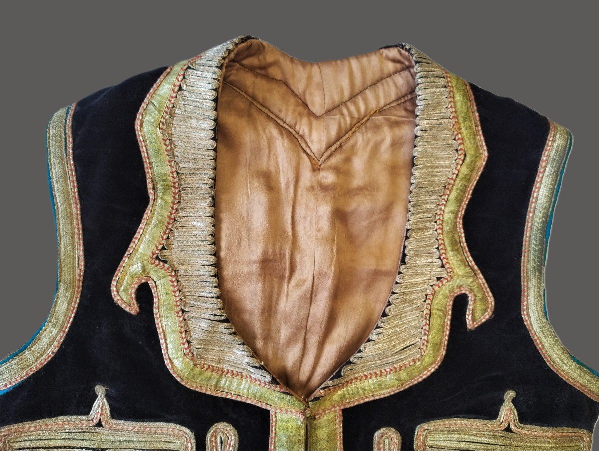 Antique Embroidered Oriental Vest-photo-4